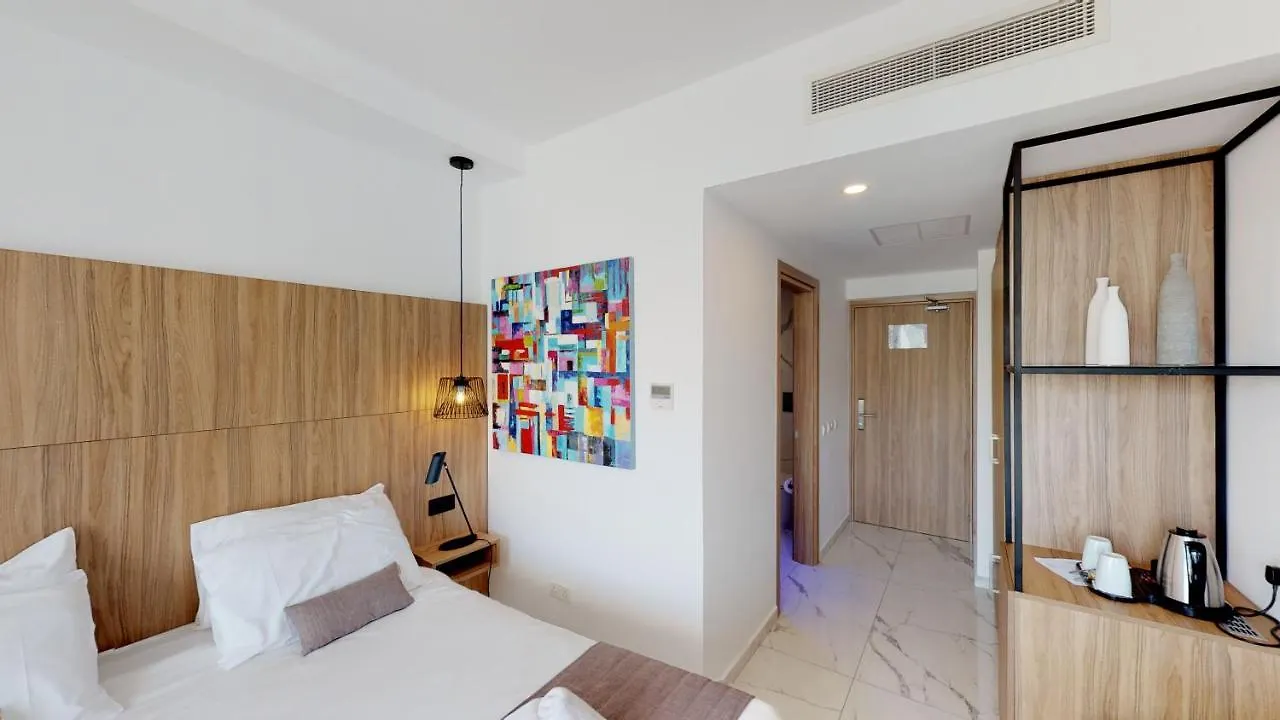 The Blue Ivy Hotel & Suites (Adults Only) Protaras 4*,