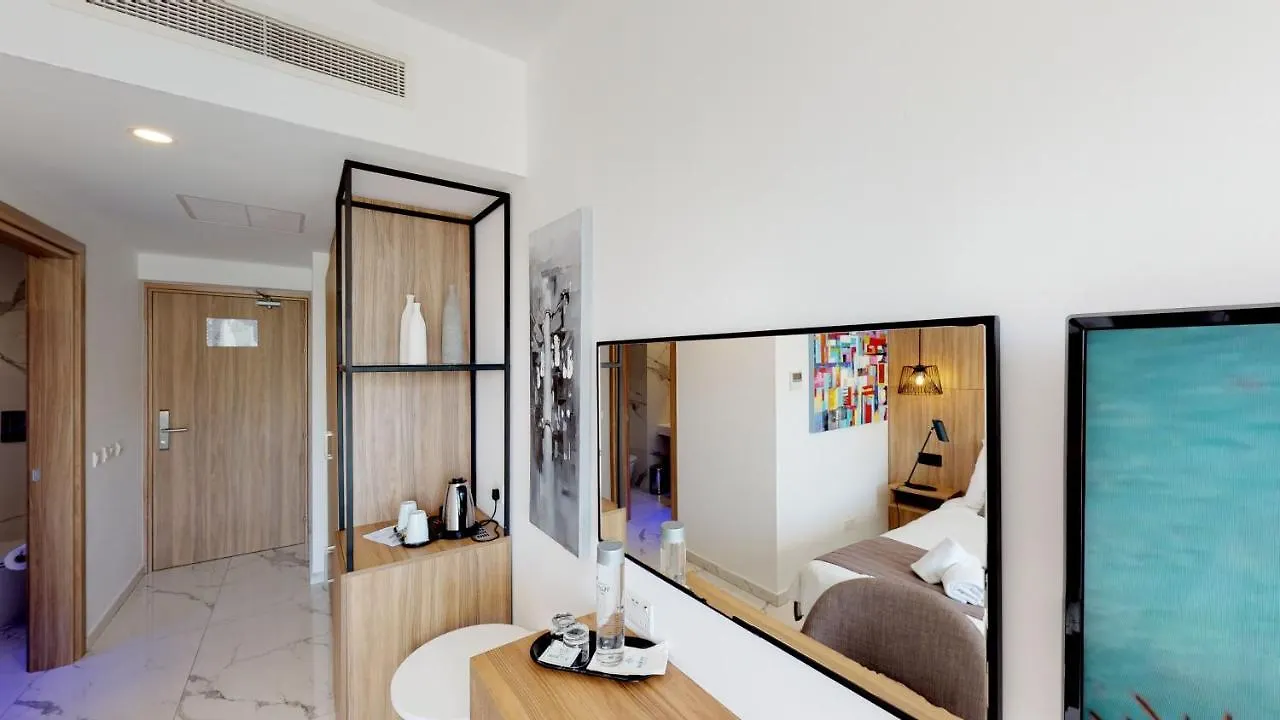 The Blue Ivy Hotel & Suites (Adults Only) Protaras