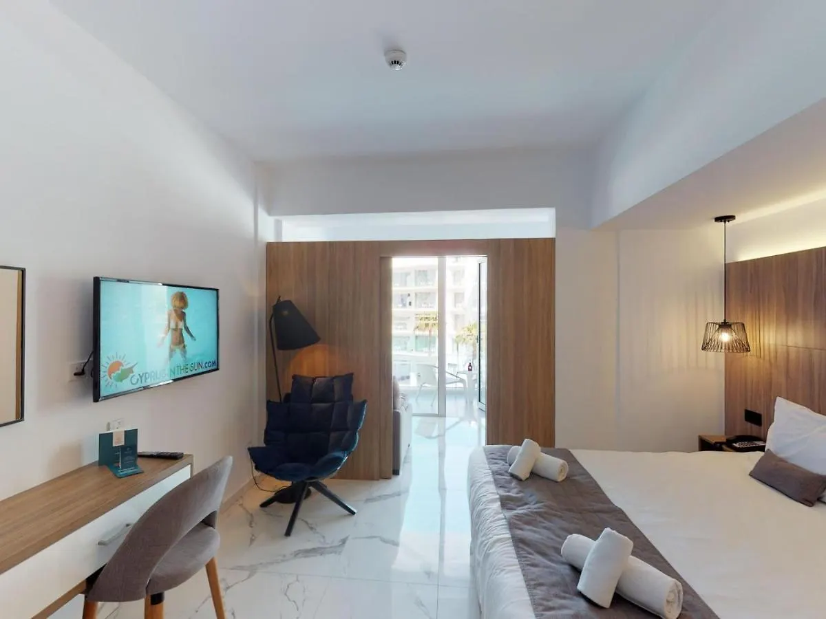 The Blue Ivy Hotel & Suites (Adults Only) Protaras 4*,  Cypern