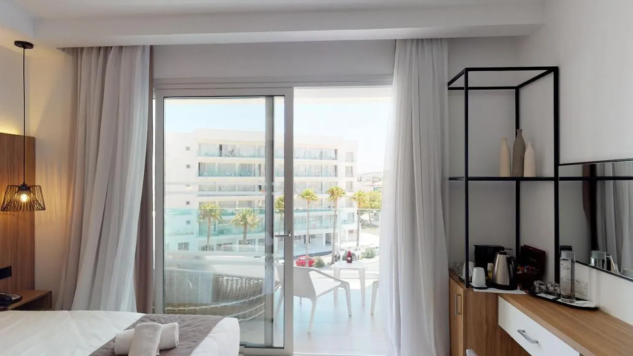 The Blue Ivy Hotel & Suites (Adults Only) 프로타라스