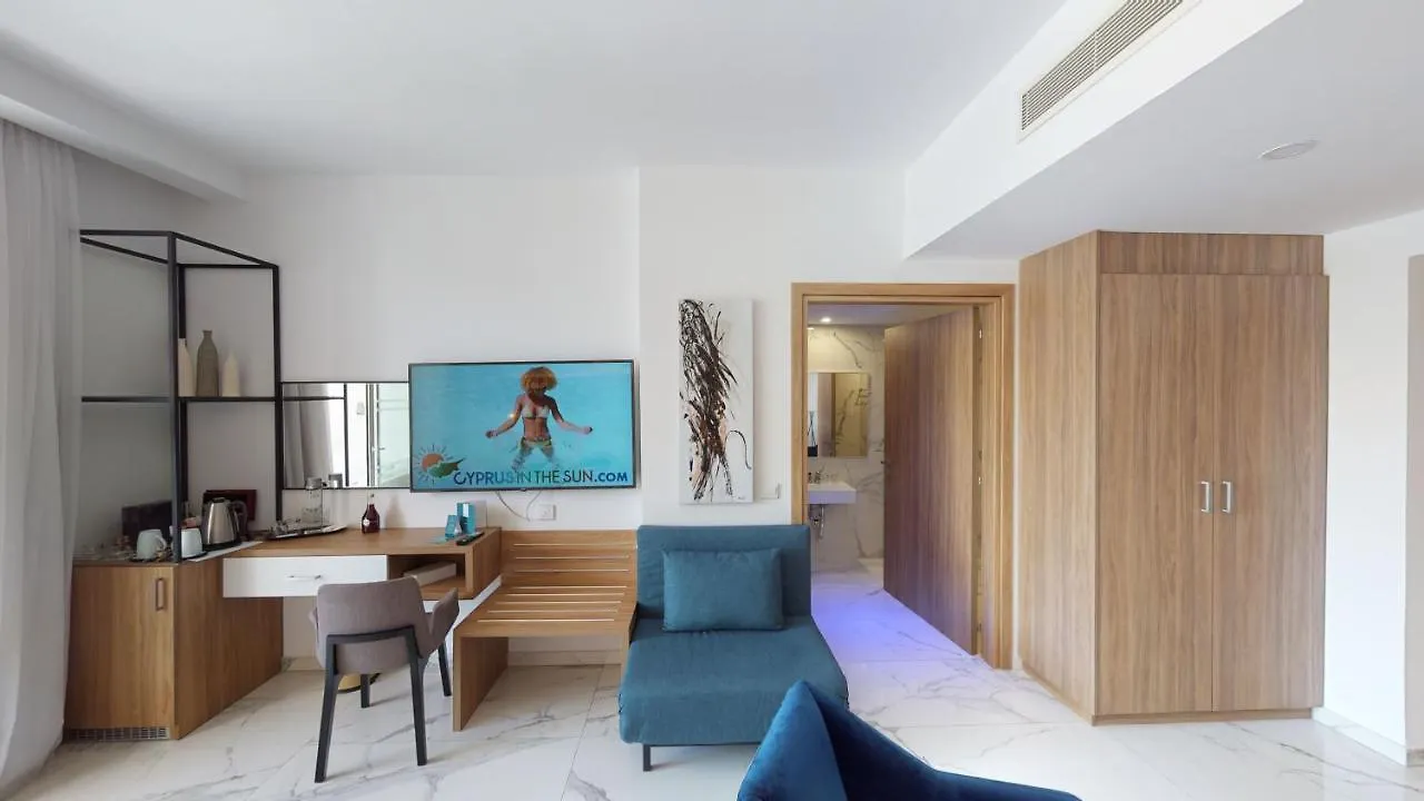 The Blue Ivy Hotel & Suites (Adults Only) 프로타라스
