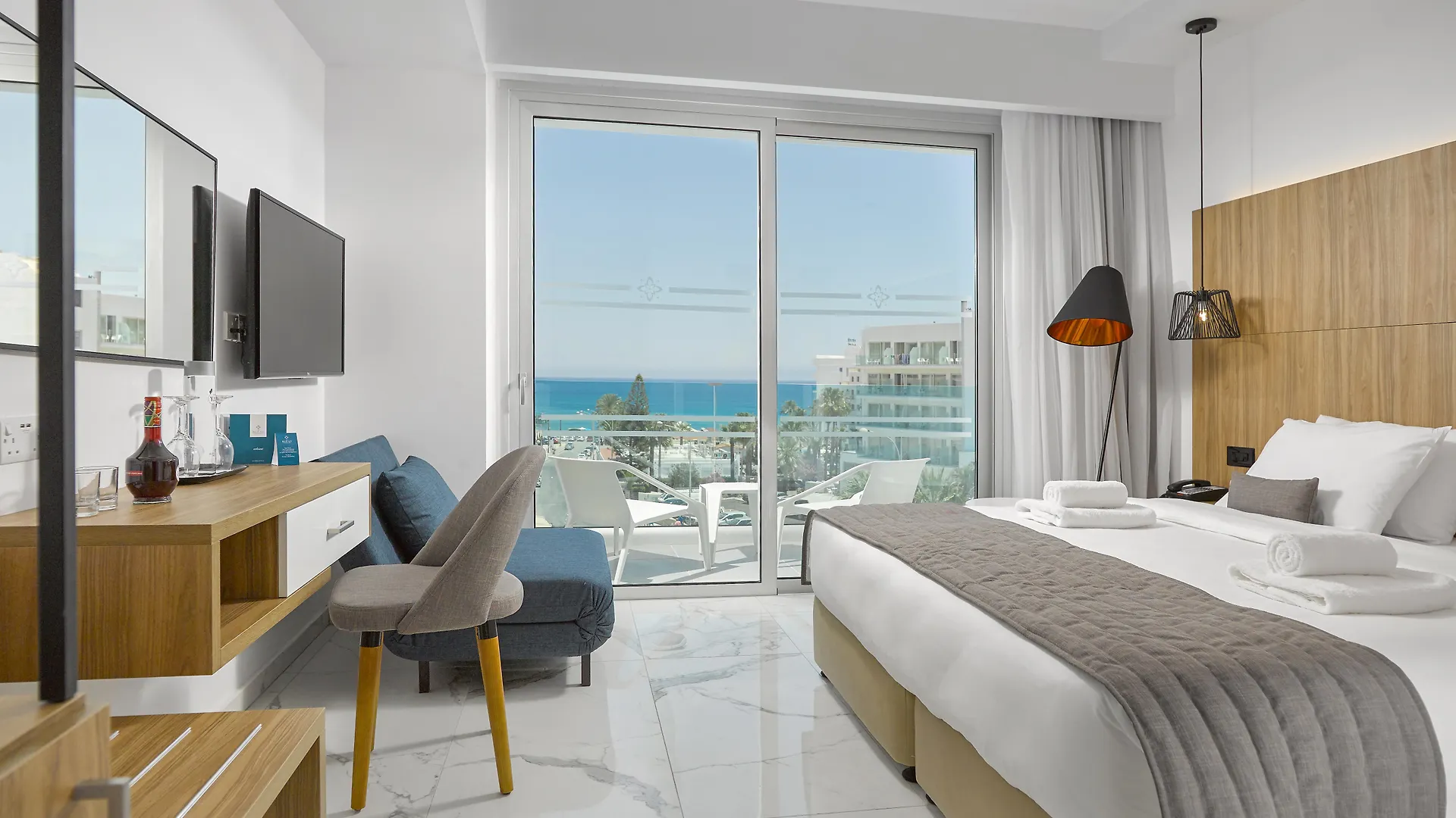 The Blue Ivy Hotel & Suites (Adults Only) 프로타라스