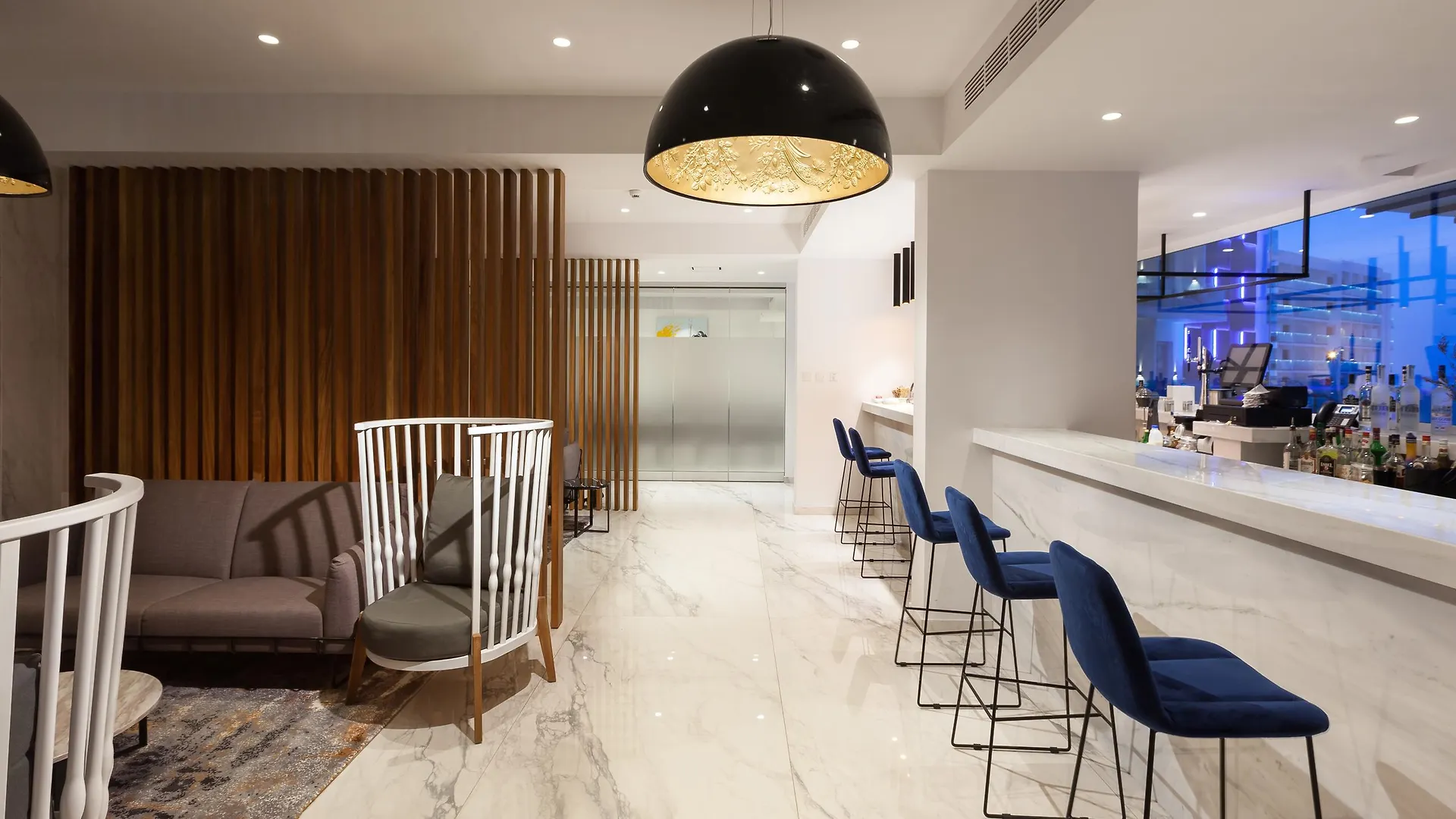 The Blue Ivy Hotel & Suites (Adults Only) 프로타라스