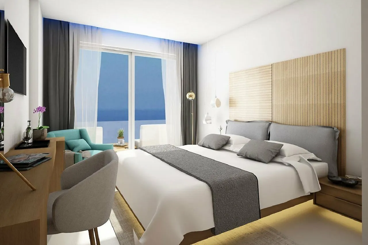 The Blue Ivy Hotel & Suites (Adults Only) 프로타라스